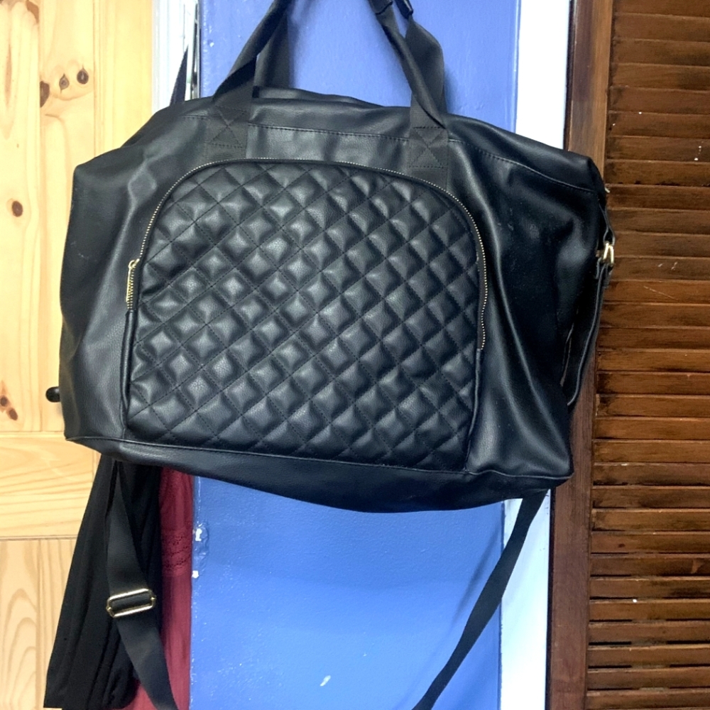 Madden girl overnight bag